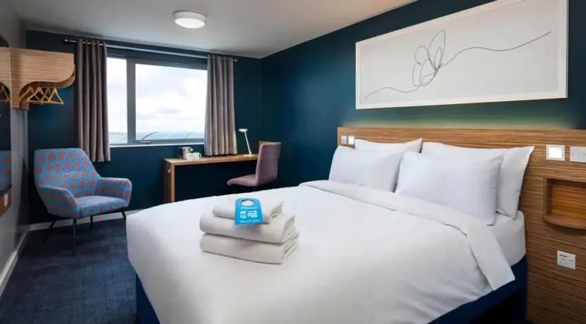 Travelodge Poole Hotel - Book Now